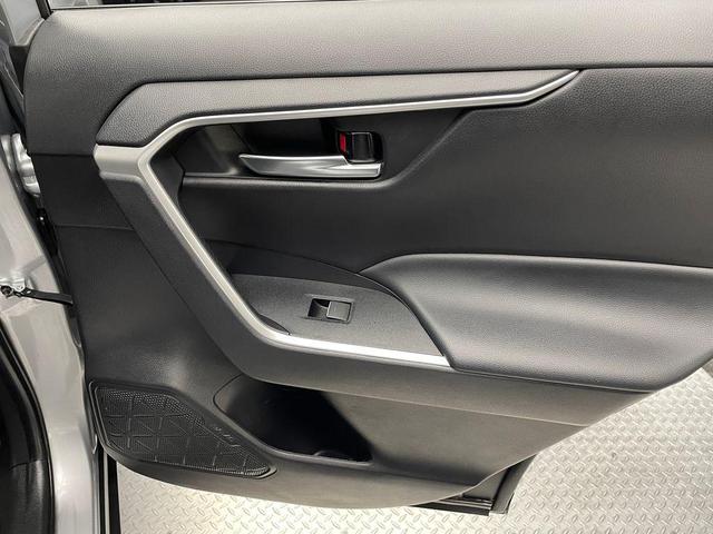 Photo of 2024 Silver Sky Toyota RAV4 Hybrid