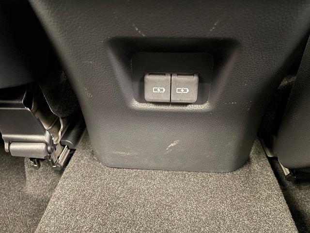 Photo of 2024 Silver Sky Metallic Toyota RAV4 Hybrid
