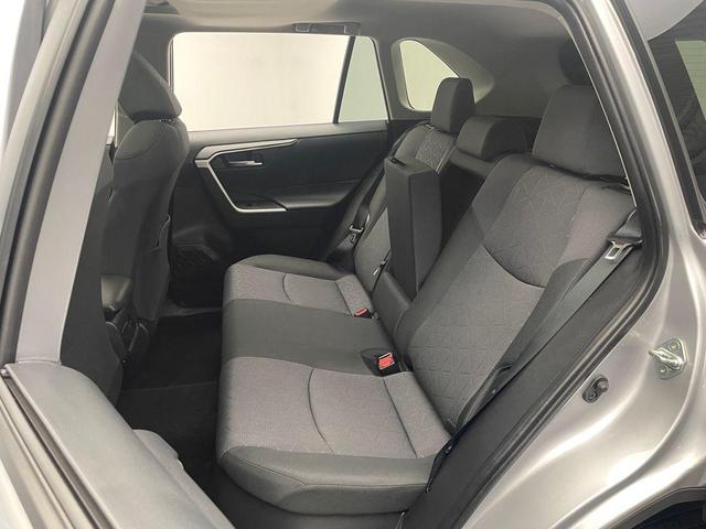 Photo of 2024 Silver Sky Metallic Toyota RAV4 Hybrid
