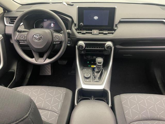 Photo of 2024 Silver Sky Metallic Toyota RAV4 Hybrid