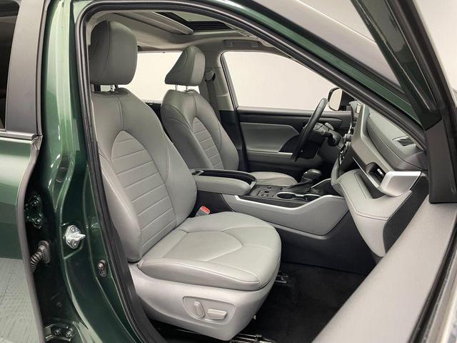 Photo of 2023 Cypress Toyota Highlander