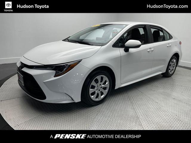 Photo of 2025 Ice Toyota Corolla