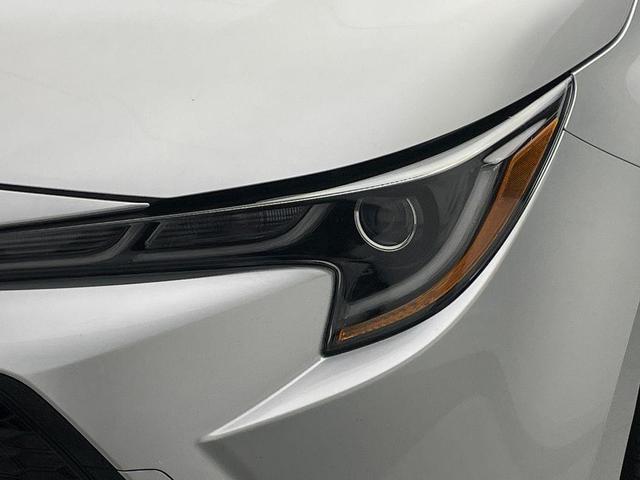Photo of 2022 Classic Silver Metallic Toyota Corolla Hybrid