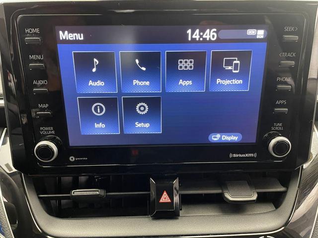 Photo of 2022 Classic Silver Metallic Toyota Corolla Hybrid