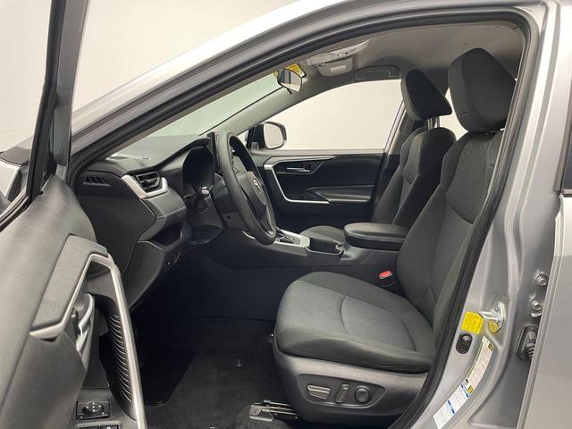 Photo of 2022 Silver Sky Toyota RAV4