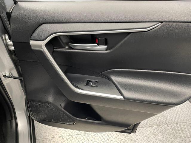 Photo of 2022 Silver Sky Toyota RAV4