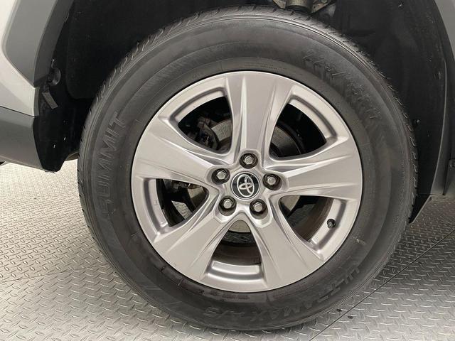 Photo of 2022 Silver Sky Toyota RAV4