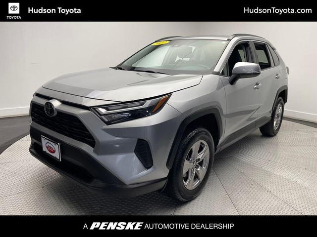Photo of 2022 Silver Sky Toyota RAV4