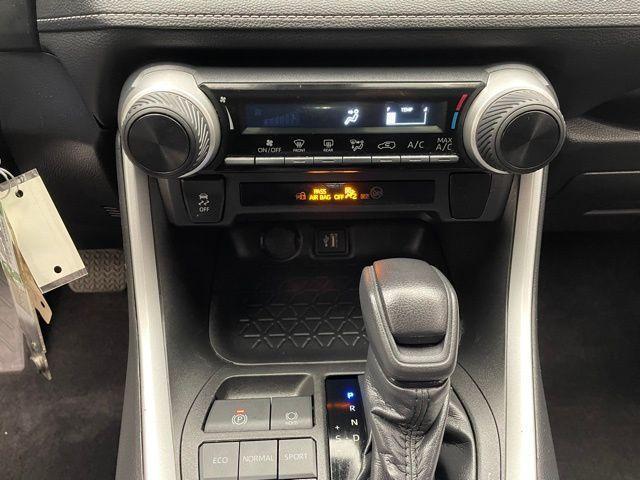 Photo of 2023 Ice Toyota RAV4