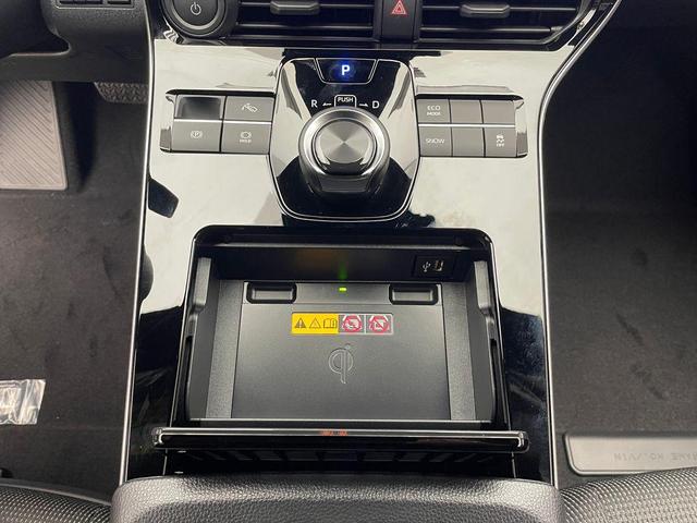 Photo of 2025 Metal Toyota bZ4X