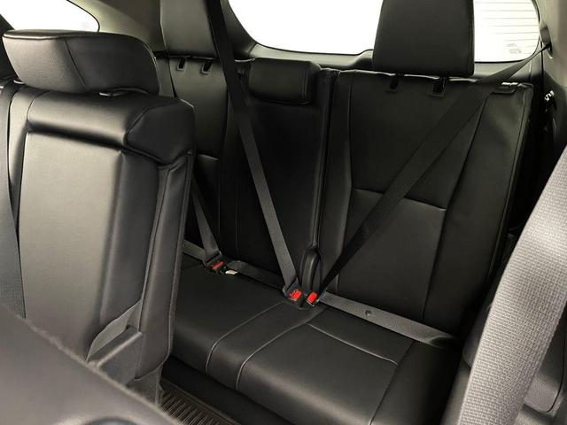 Photo of 2025 Magnetic Gray Toyota Highlander Hybrid