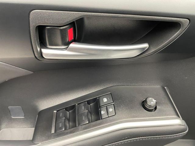 Photo of 2025 Magnetic Gray Toyota Highlander Hybrid