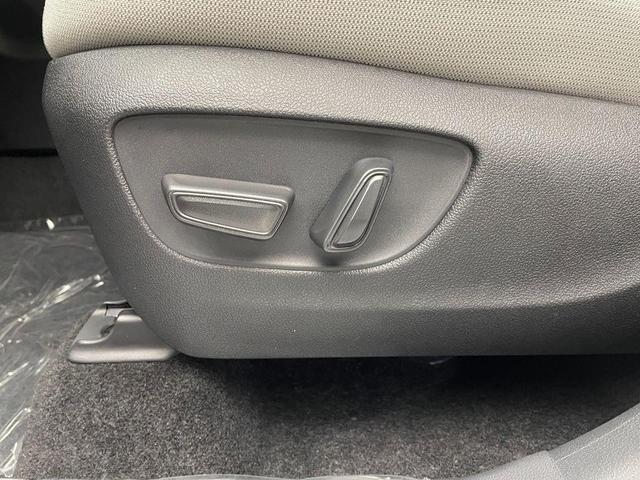 Photo of 2025 Wind Chill Pearl Toyota Grand Highlander