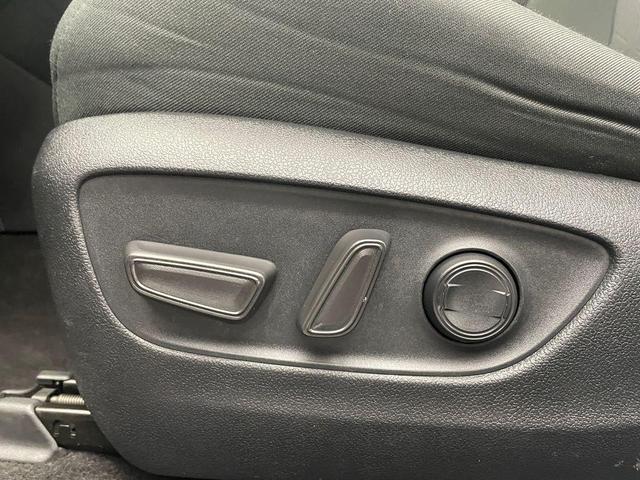 Photo of 2023 Silver Sky Toyota RAV4