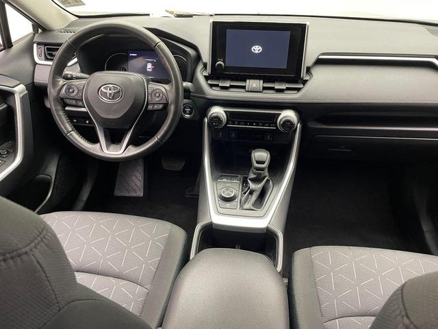 Photo of 2024 Silver Sky Metallic Toyota RAV4 Hybrid