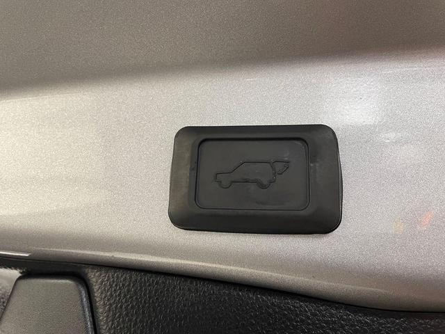 Photo of 2024 Silver Sky Metallic Toyota RAV4 Hybrid