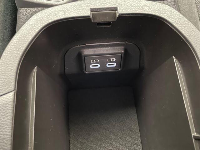 Photo of 2024 Silver Sky Metallic Toyota RAV4 Hybrid