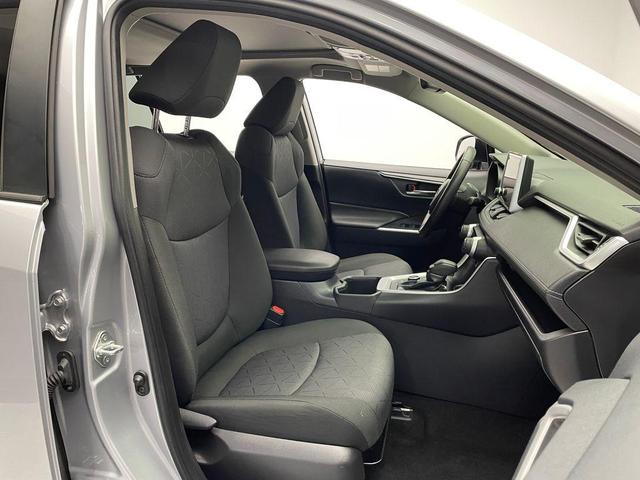 Photo of 2024 Silver Sky Metallic Toyota RAV4 Hybrid