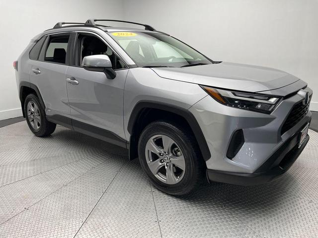 Photo of 2024 Silver Sky Metallic Toyota RAV4 Hybrid