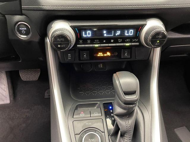 Photo of 2024 Silver Sky Metallic Toyota RAV4 Hybrid