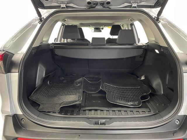 Photo of 2024 Silver Sky Metallic Toyota RAV4 Hybrid