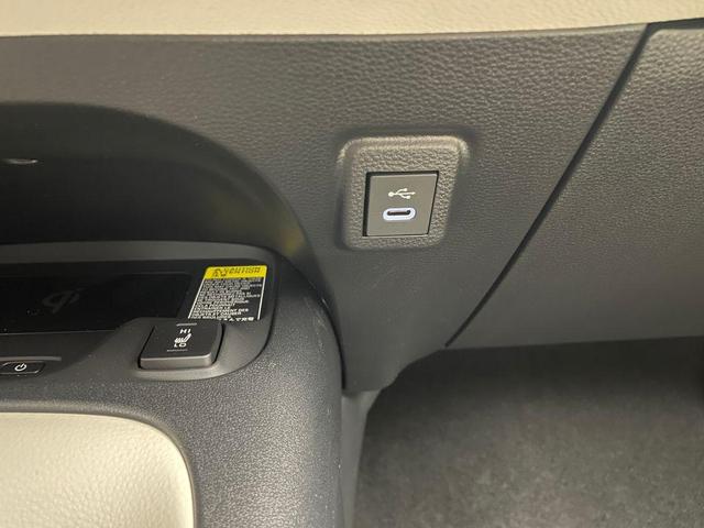 Photo of 2025 Ice Toyota Corolla Hybrid