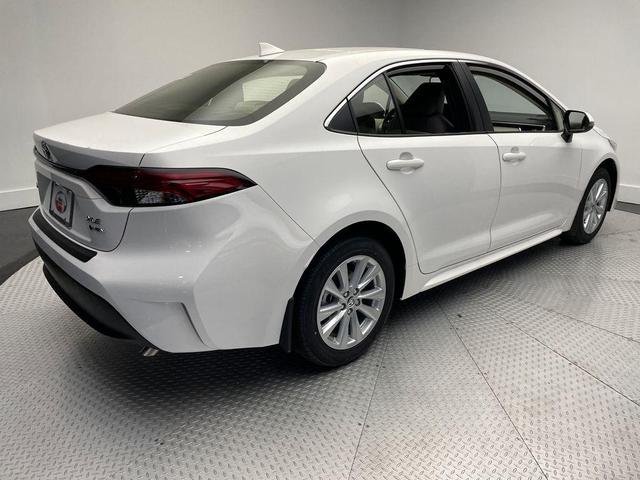 Photo of 2025 Ice Toyota Corolla Hybrid
