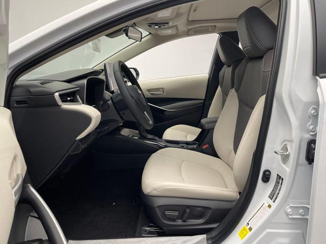 Photo of 2025 Ice Toyota Corolla Hybrid