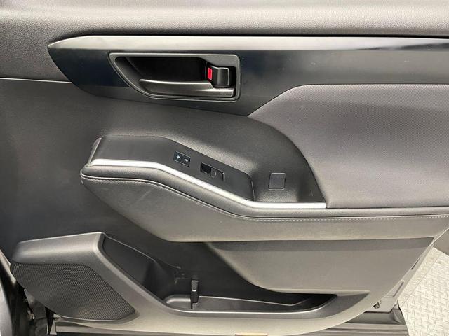 Photo of 2023 Magnetic Gray Toyota Highlander