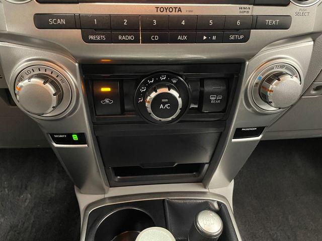 Photo of 2011 Classic Silver Metallic Toyota 4Runner