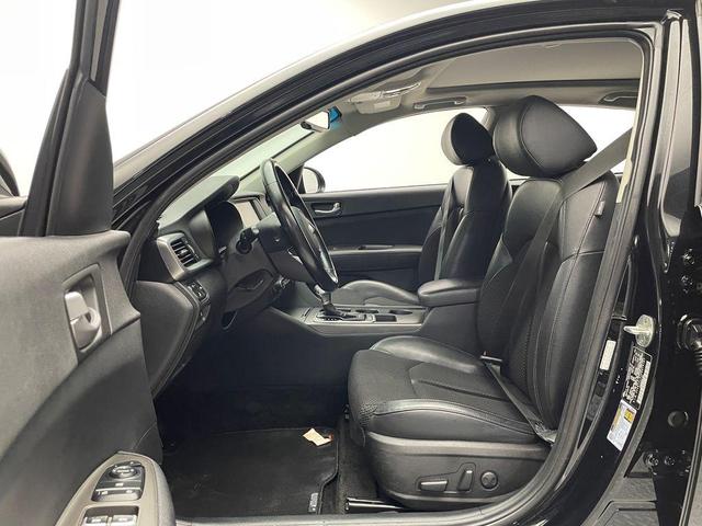 Photo of 2019 Ebony Black Kia Optima