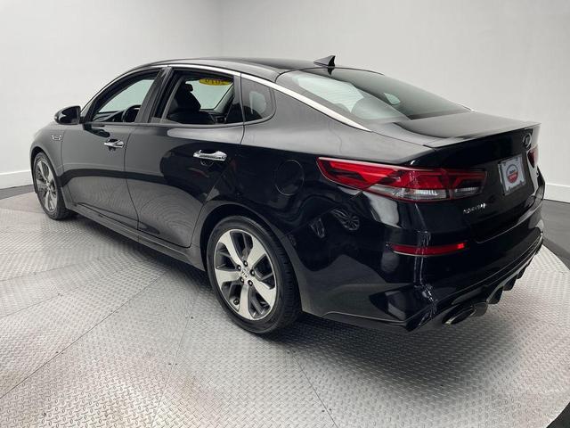 Photo of 2019 Ebony Black Kia Optima
