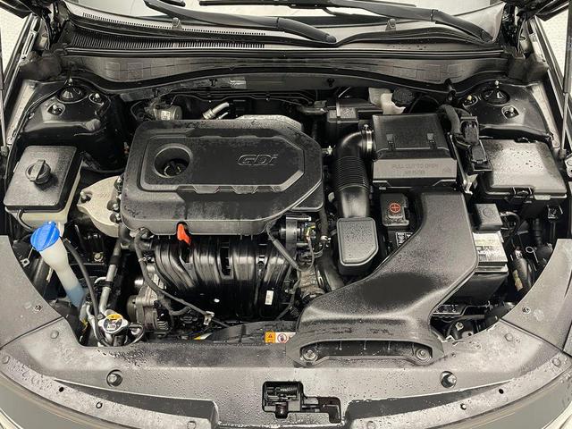 Photo of 2019 Ebony Black Kia Optima