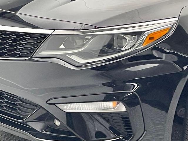 Photo of 2019 Ebony Black Kia Optima