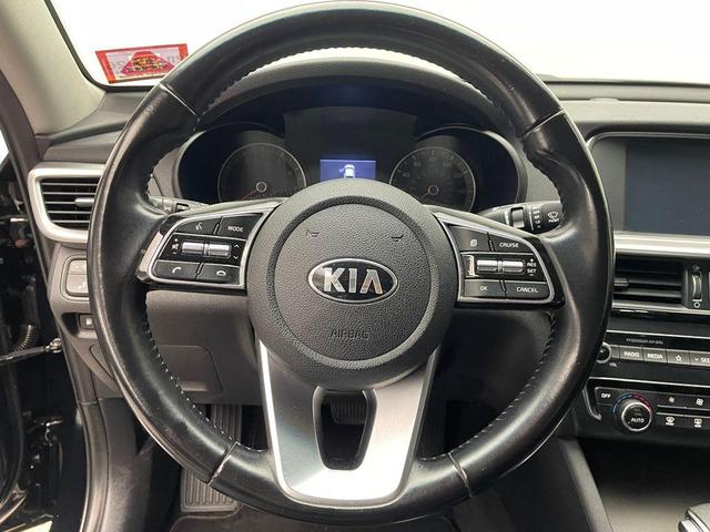 Photo of 2019 Ebony Black Kia Optima