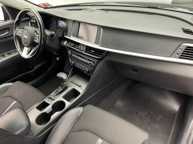 Photo of 2019 Ebony Black Kia Optima