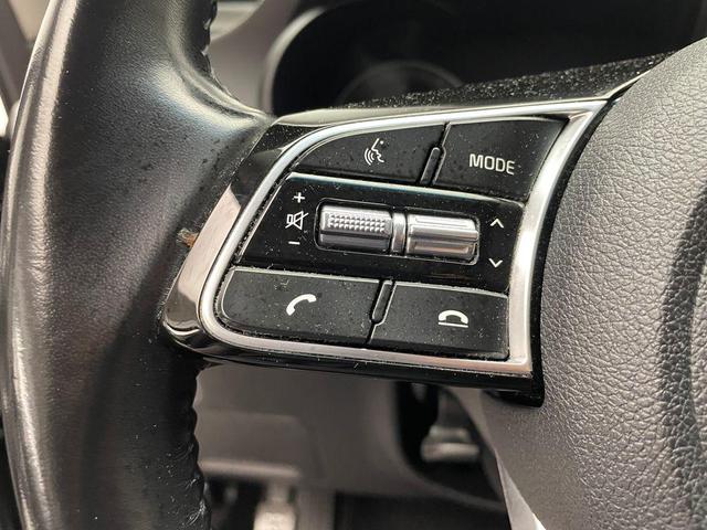 Photo of 2019 Ebony Black Kia Optima