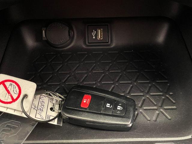 Photo of 2024 Midnight Black Toyota RAV4