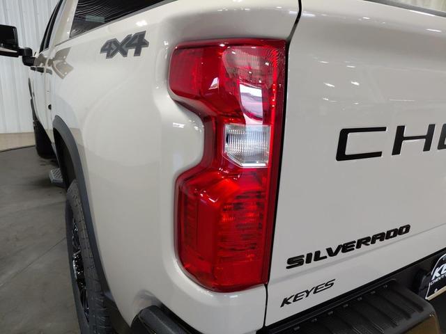 Photo of 2026 White Sands Chevrolet Silverado 2500