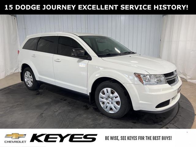 Photo of 2015 White Dodge Journey