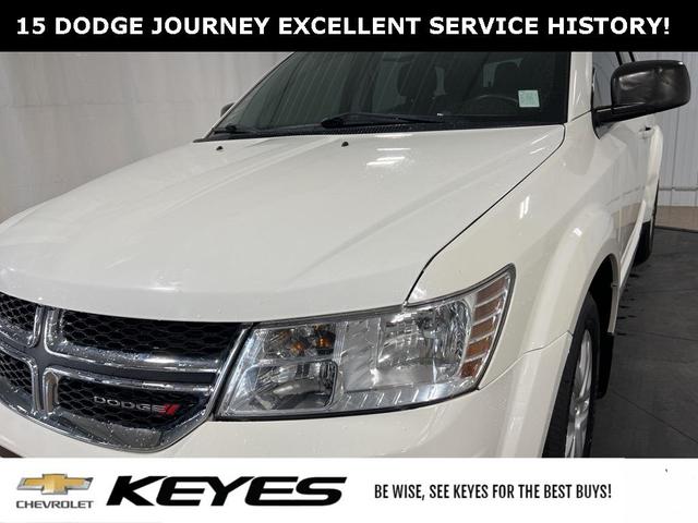 Photo of 2015 White Dodge Journey