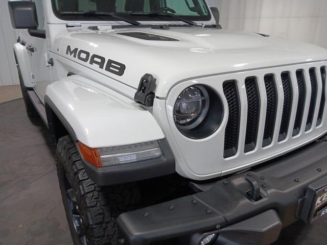 Photo of 2019 Bright White Clearcoat Jeep Wrangler Unlimited