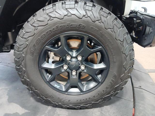 Photo of 2019 Bright White Clearcoat Jeep Wrangler Unlimited
