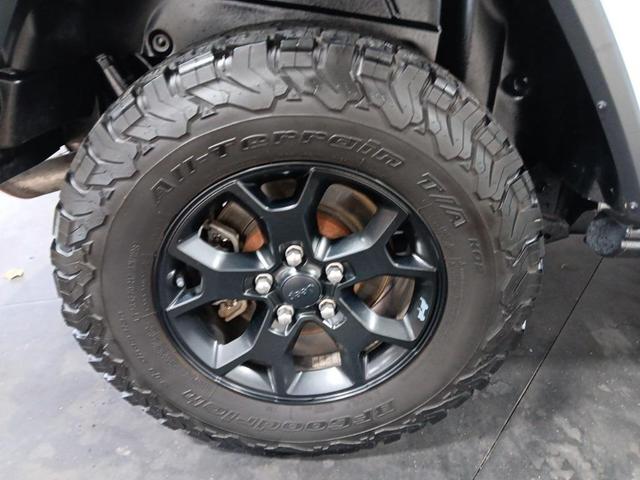 Photo of 2019 Bright White Clearcoat Jeep Wrangler Unlimited