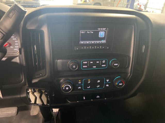 Photo of 2016 Deep Ocean Blue Metallic Chevrolet Silverado 2500