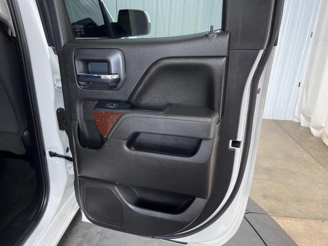 Photo of 2017 Summit White GMC Sierra 1500