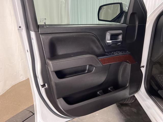 Photo of 2017 Summit White GMC Sierra 1500