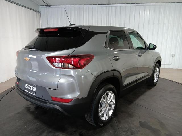 Photo of 2026 Sterling Gray Metallic Chevrolet Trailblazer