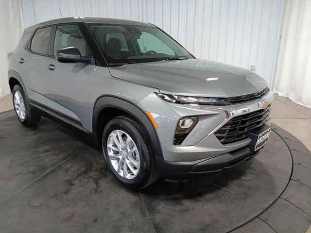 Photo of 2026 Sterling Gray Metallic Chevrolet Trailblazer