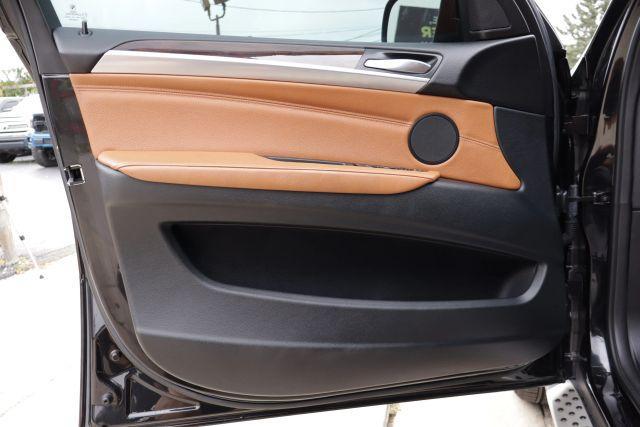 Photo of 2011 Black BMW X6